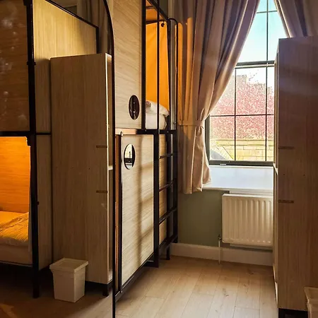 Hostel Gardiner House *