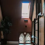 Gardiner House 호스텔 *