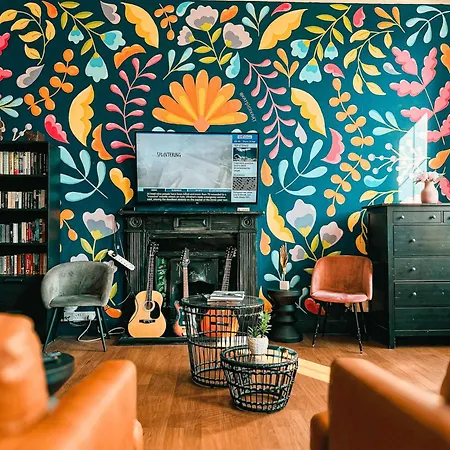 Gardiner House بيت شباب *