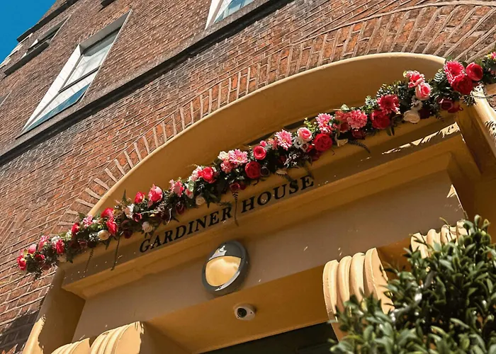 ホステル Gardiner House *