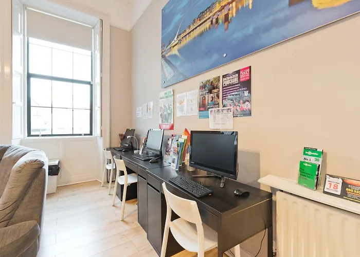 Hostel Gardiner House