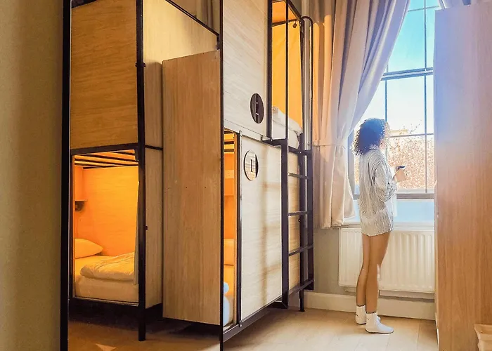 Gardiner House Хостел