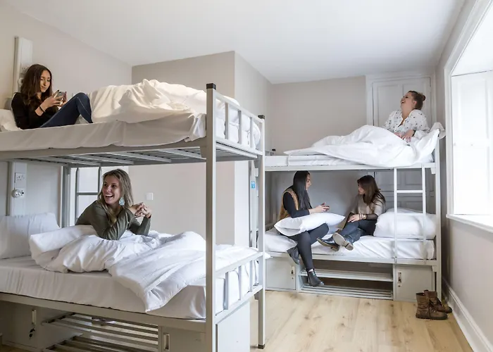 Gardiner House Hostel